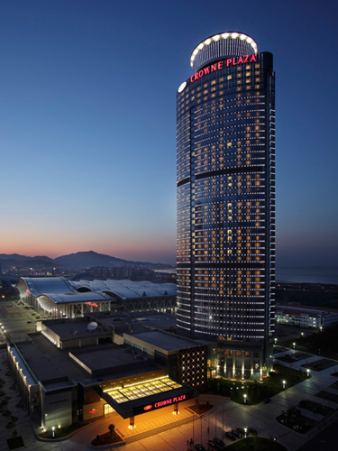 烟台南山皇冠假日酒店.jpg